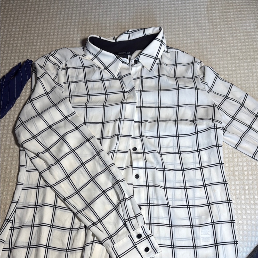 Women’s White House black market and Black Checkered Shirt